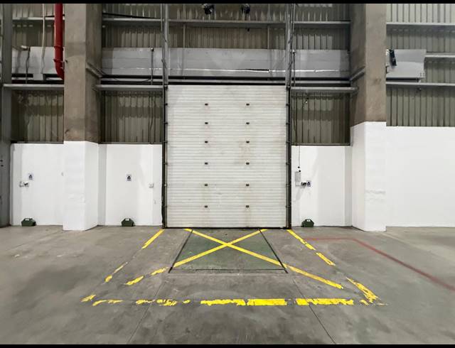 8,125M² WAREHOUSE TO LET IN HALFWAY HOUSE